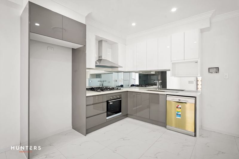 8/2-4 Andrew Place, Girraween