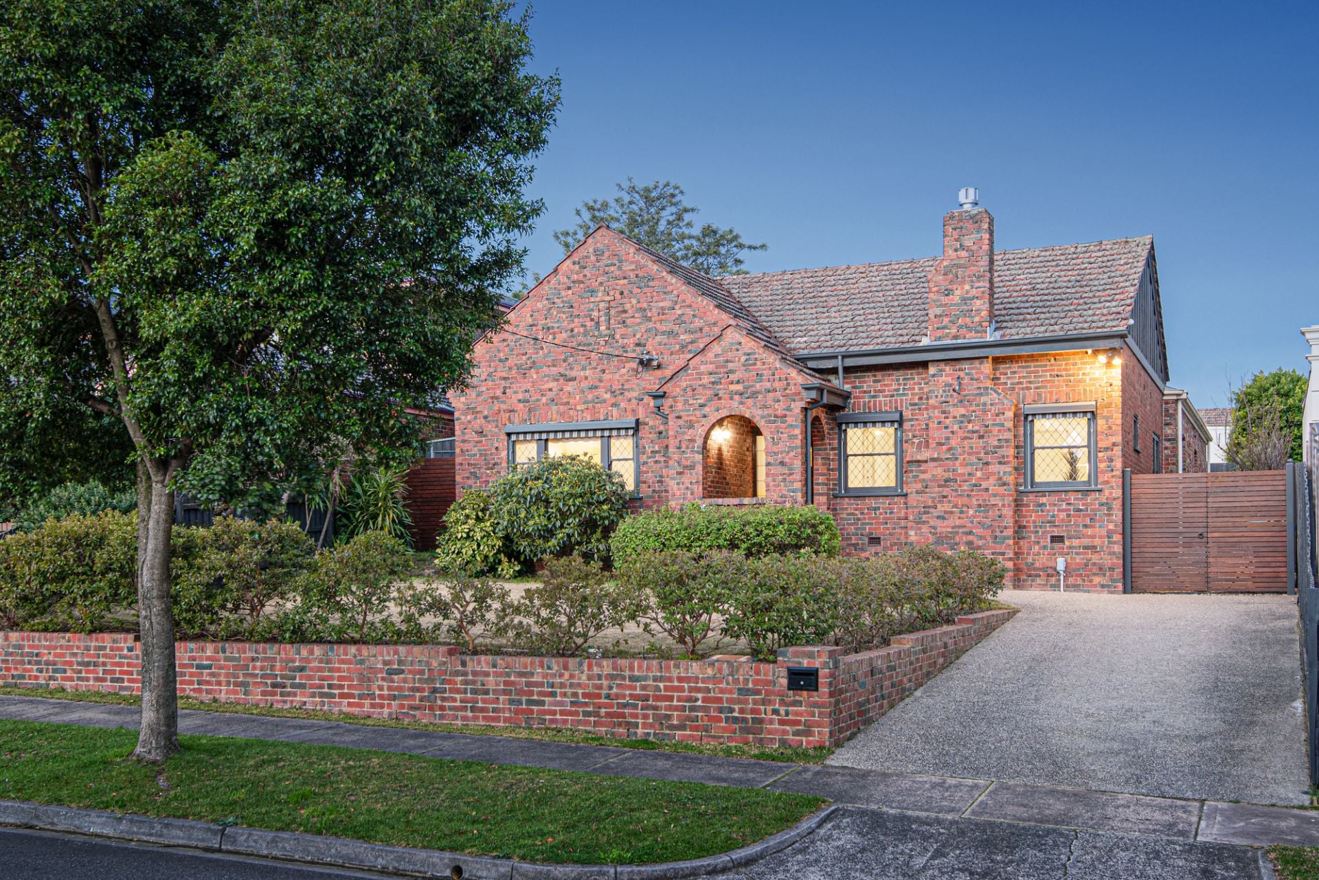 11 Elliott Avenue, Balwyn