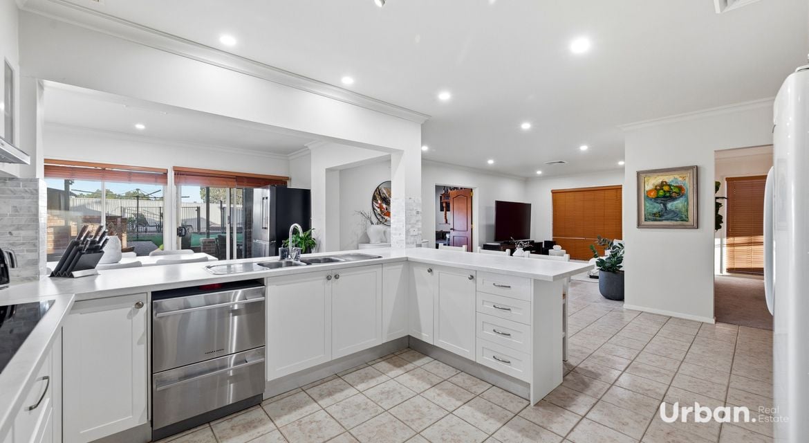 Prestons 4 Terangle Close