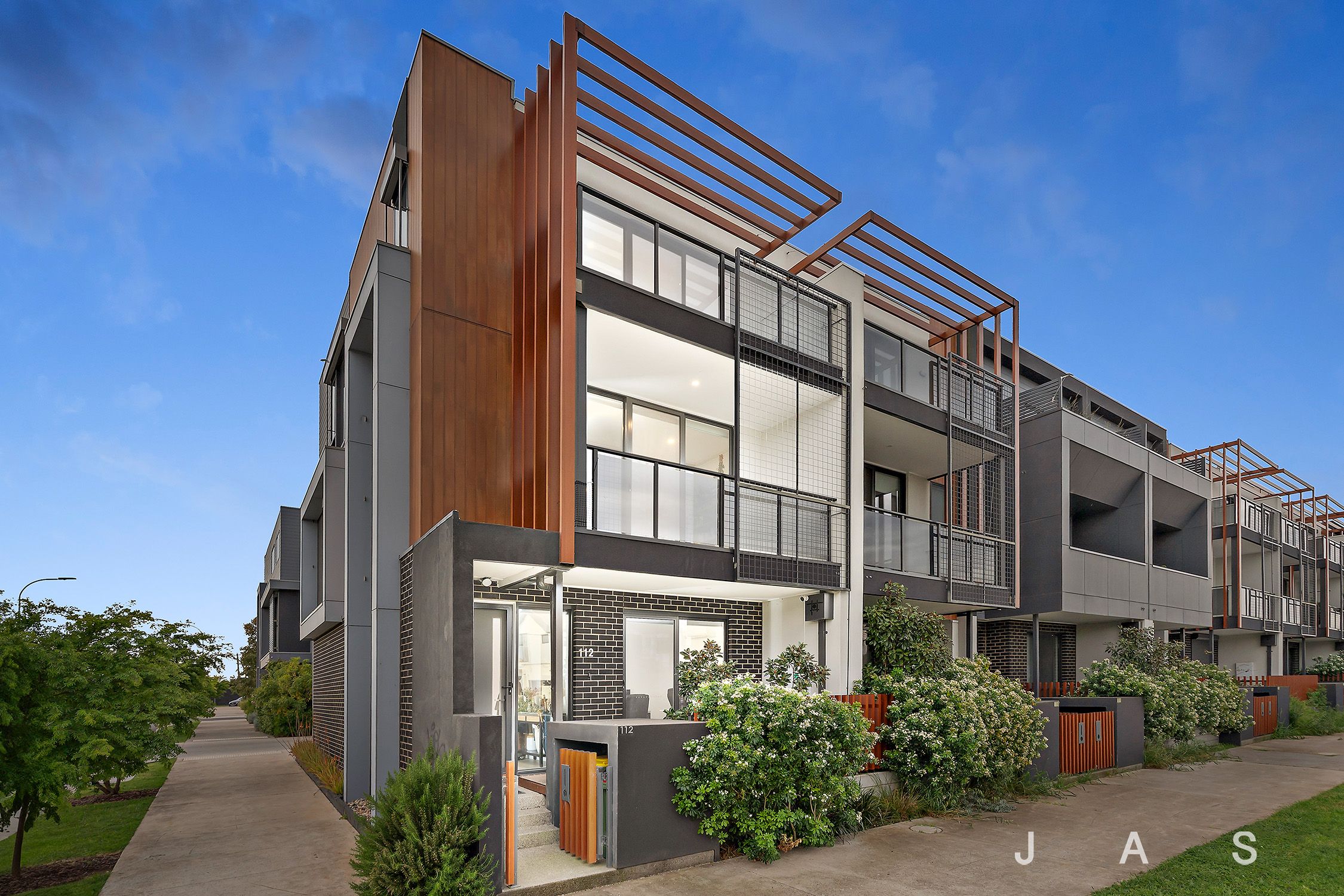 112 Wattle Road Maidstone VIC, Maidstone - Thumbnail 2
