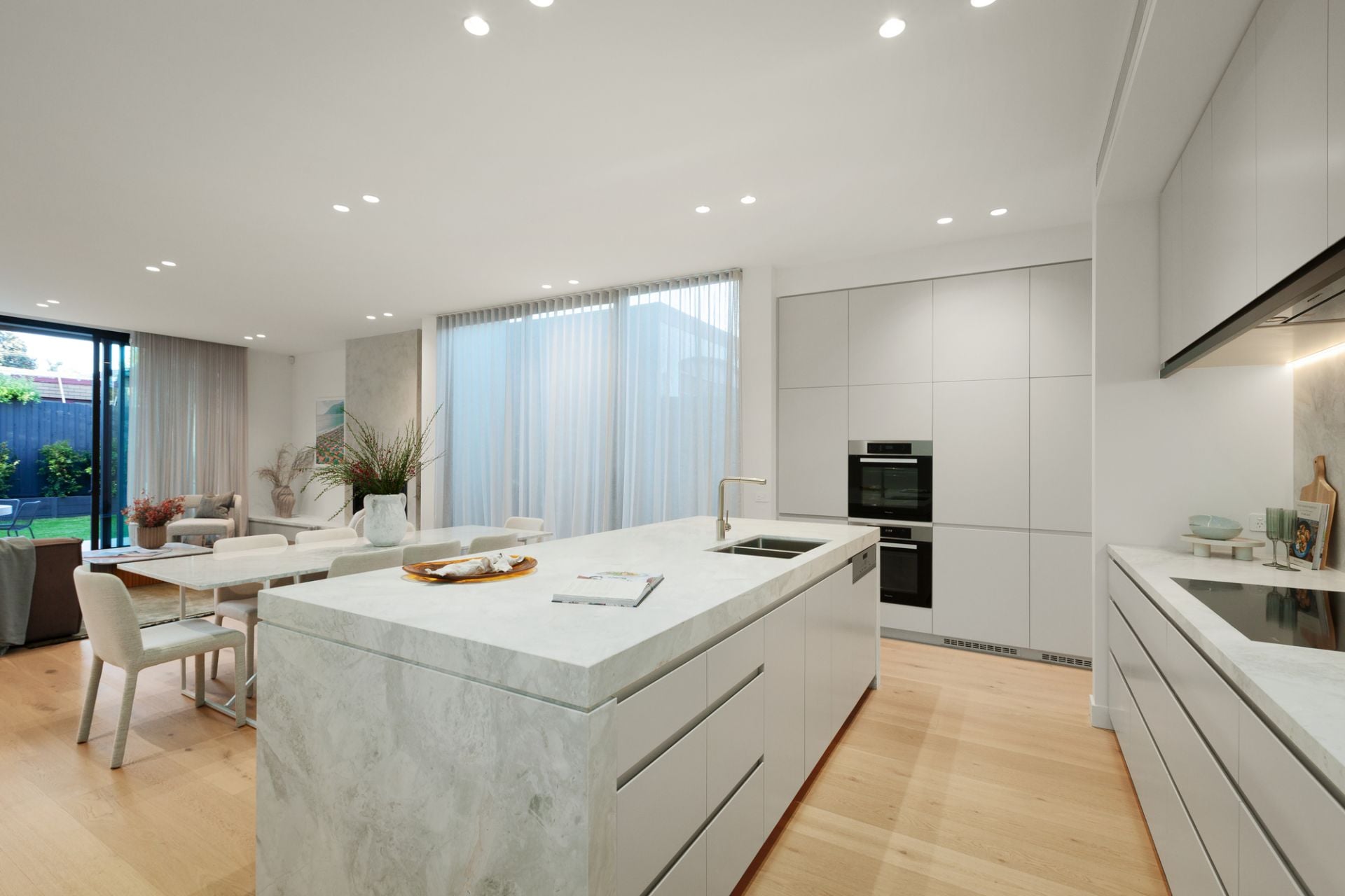9B Bundeera Road, Caulfield South, Caulfield South - Thumbnail 2