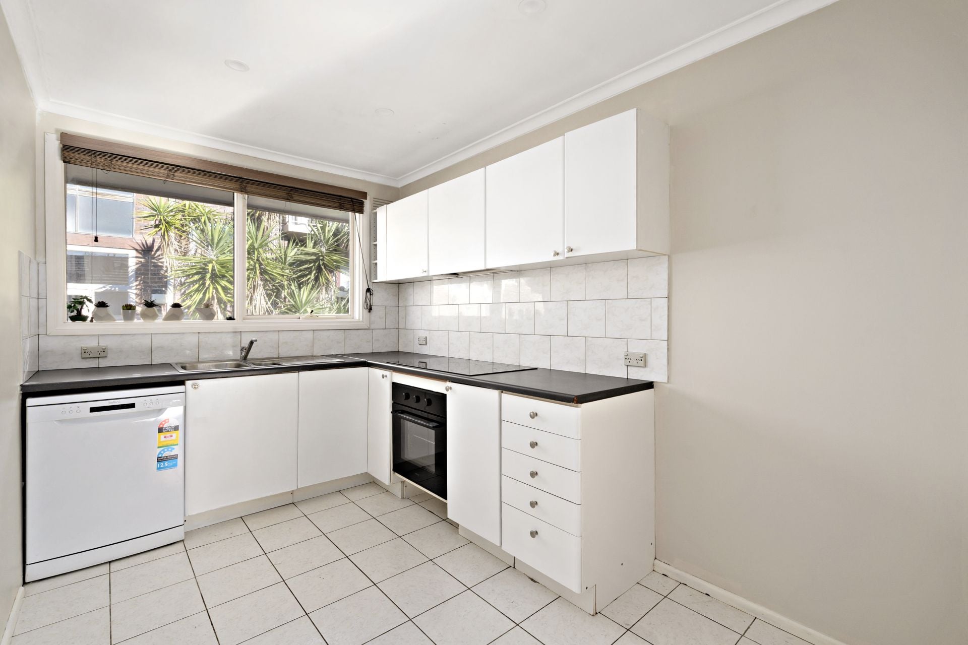 2/297 Nepean Highway, Seaford VIC, Seaford - Thumbnail 7
