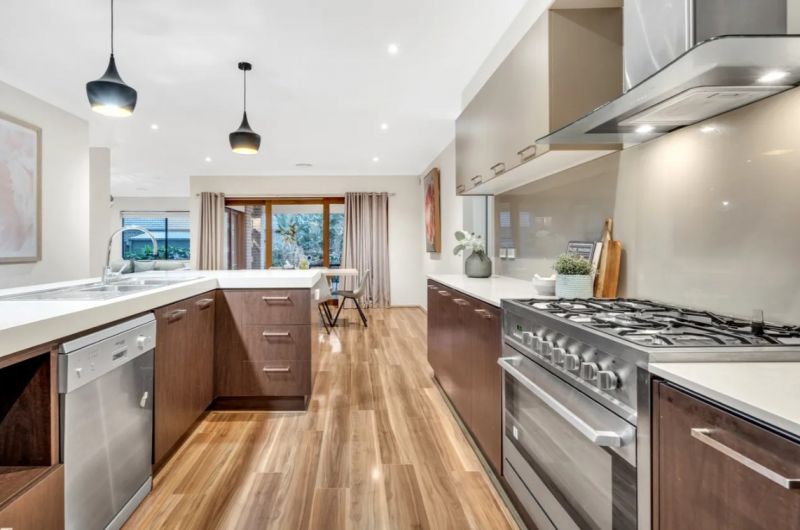 81 Charteris Drive, Craigieburn