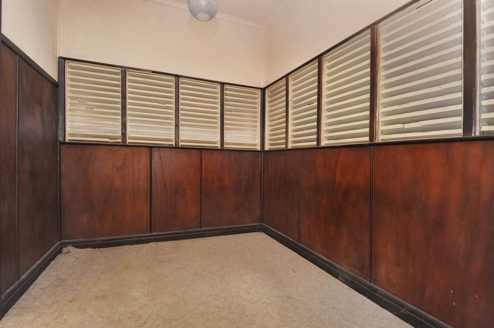 17 Logan Street, Maryborough - Thumbnail 8