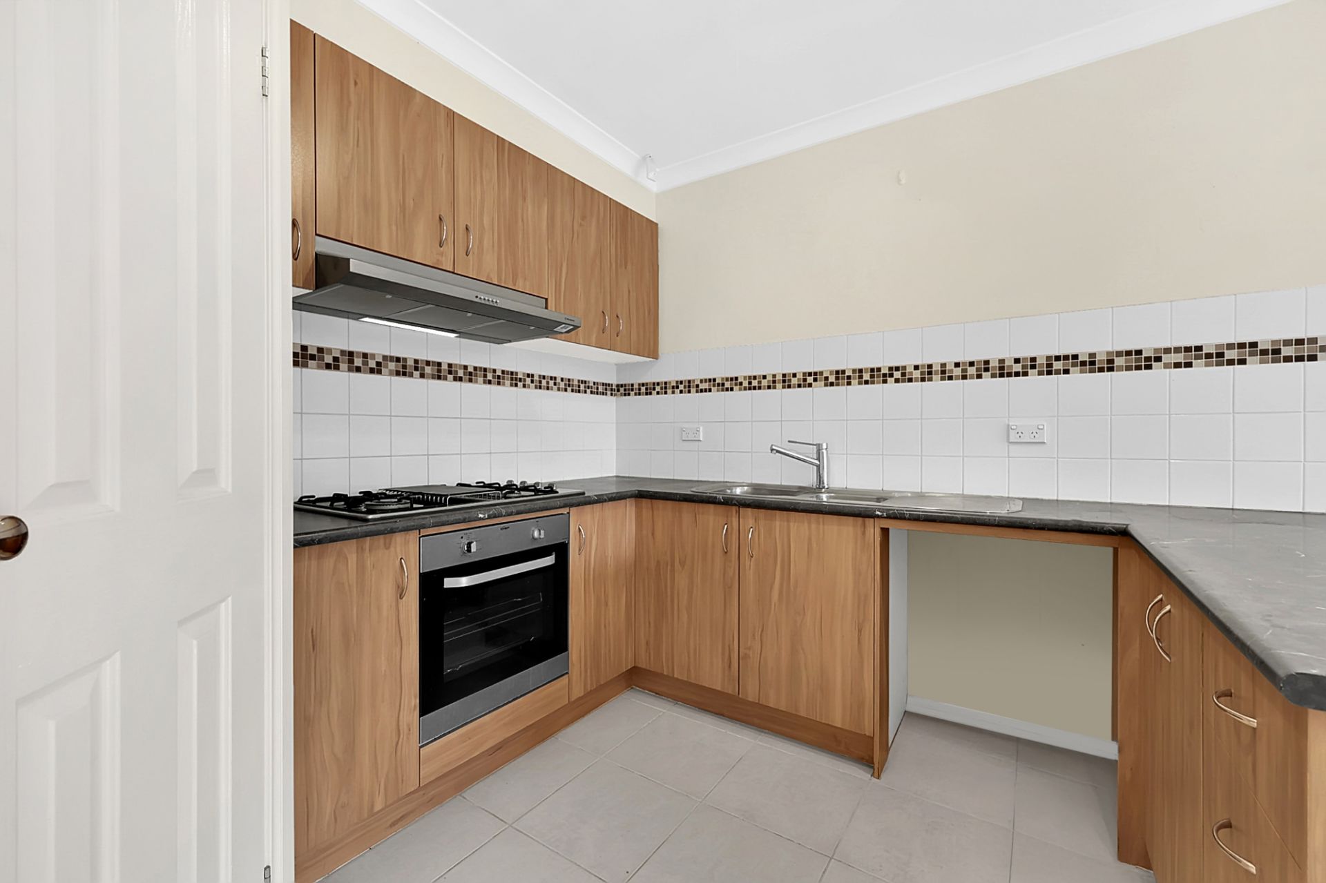 Stylish Modern Living in Prime Location!
