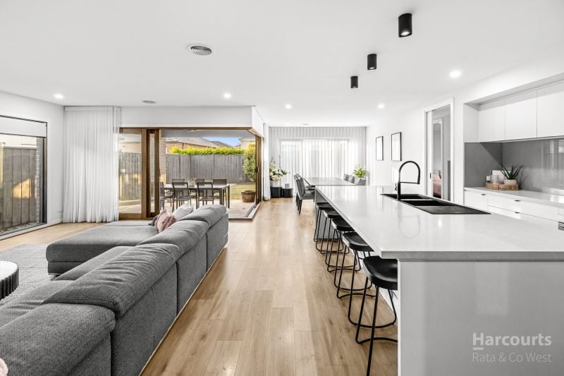 13 Anghor Drive, Fraser Rise