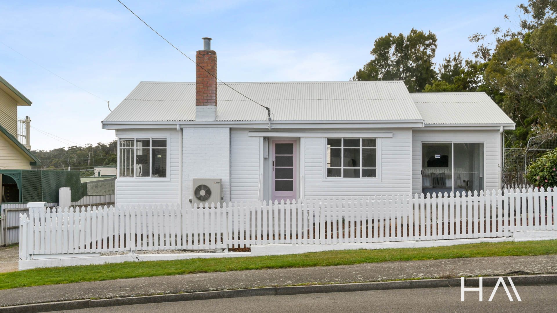 16 Pritchard Street Waverley, Waverley - Thumbnail 2