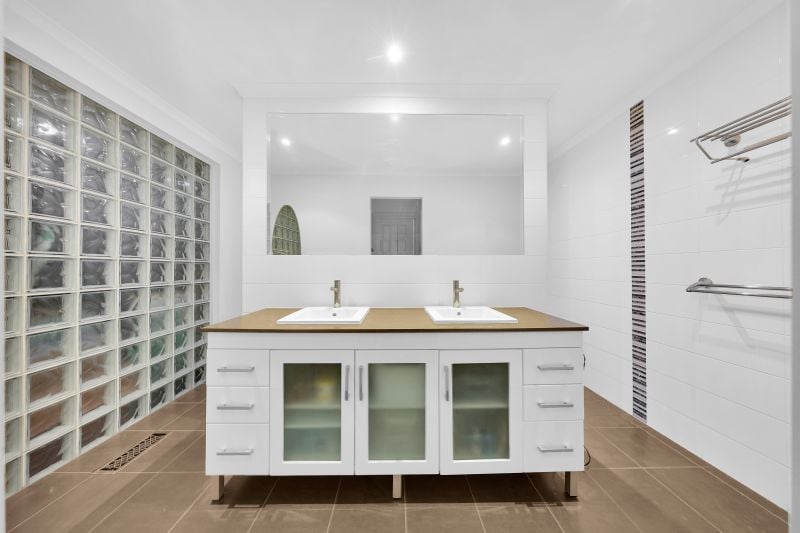 4 Exton Close, Epping