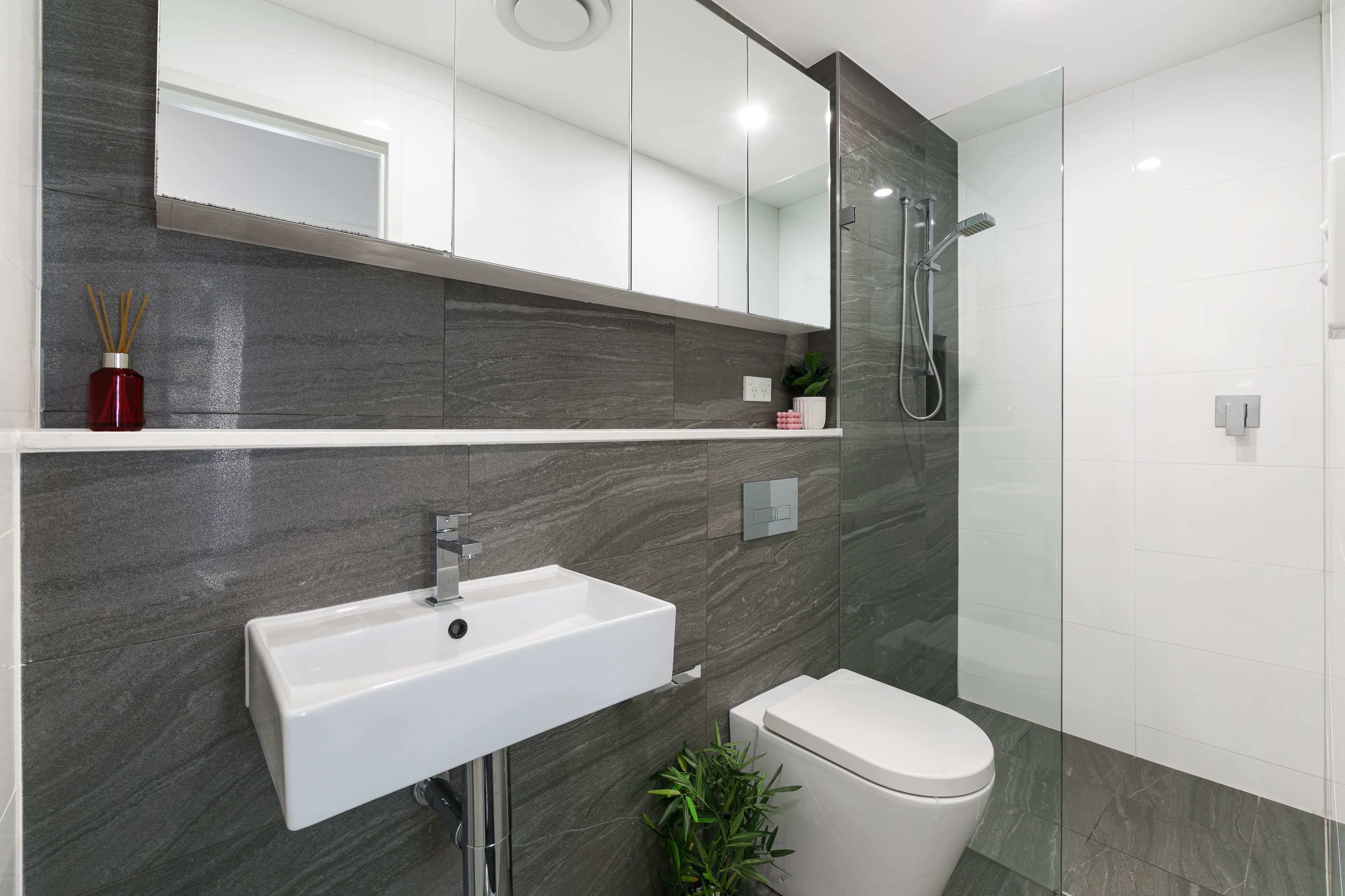 G04/315 Taren Point Road CARINGBAH 2229