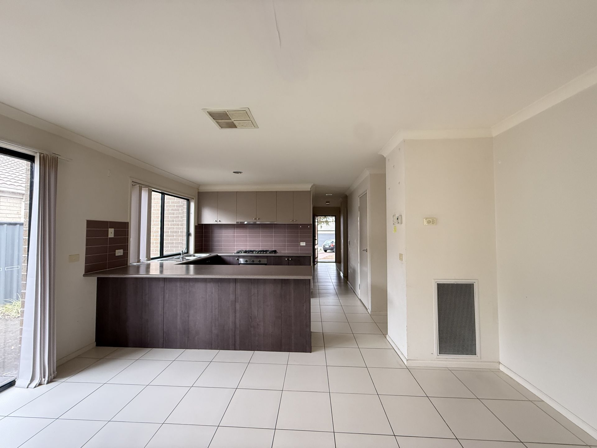 11 Tanner Mews, Point Cook - Thumbnail 4