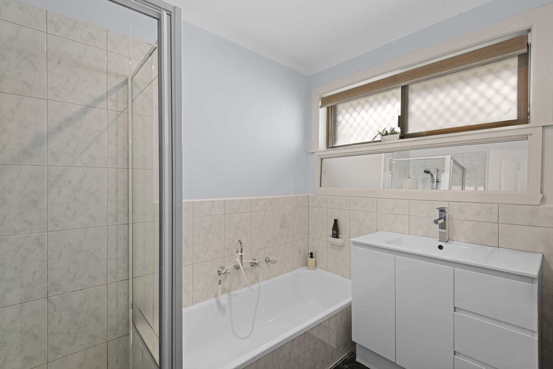 SURPRISE PACKAGE – 3 BEDROOMS, 3 BATHROOMS