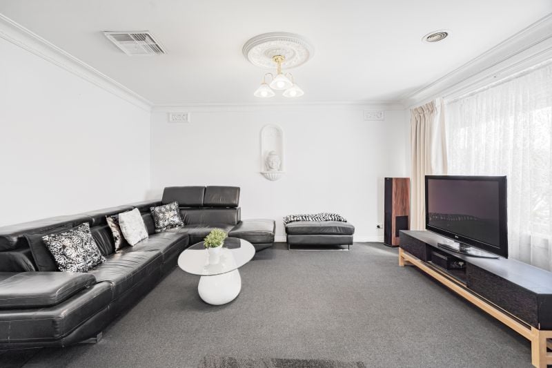 27 Poplar Street, Thomastown