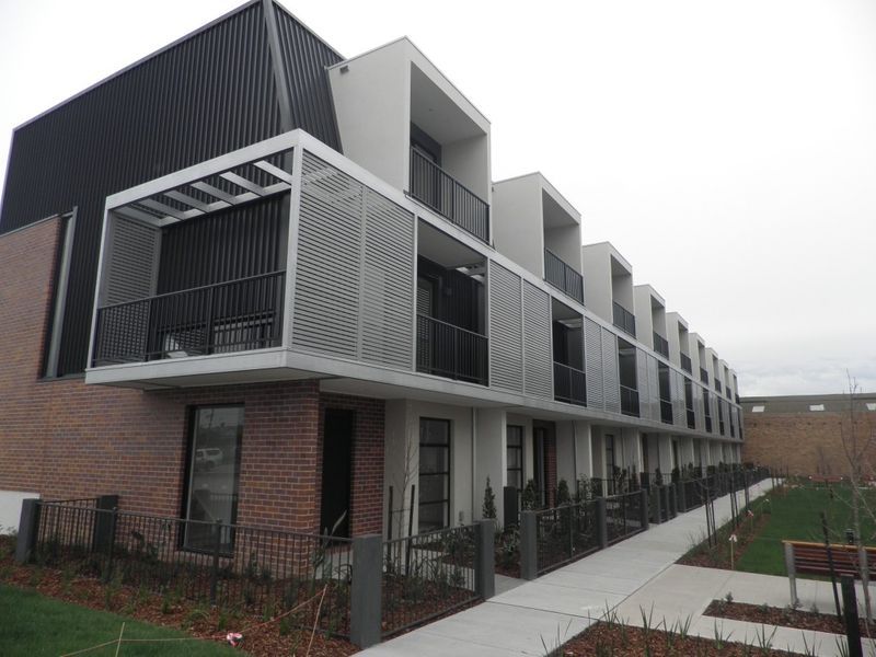 2/20 Hewitt Avenue Footscray VIC, Footscray - Thumbnail 2