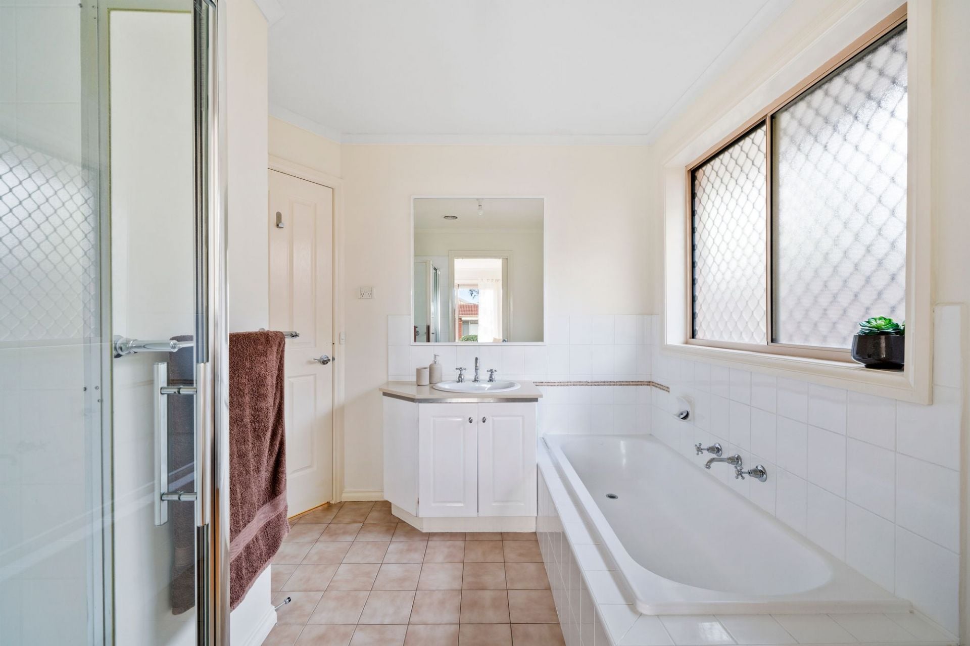 Freestanding, Low-Maintenance Living in a Prime Court Location