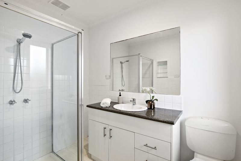 9/38 Spring Street, Thomastown