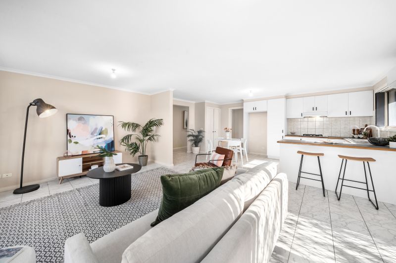 1/1 Pine Street, Thomastown