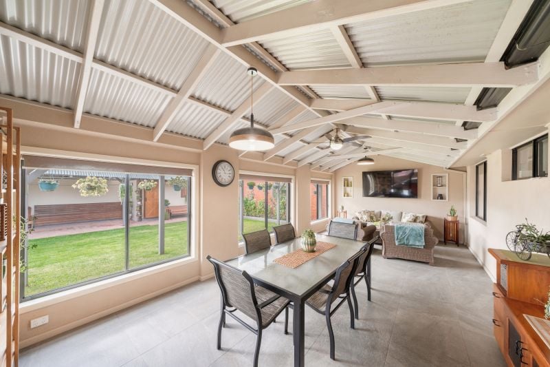 30 Melton Crescent, Lalor