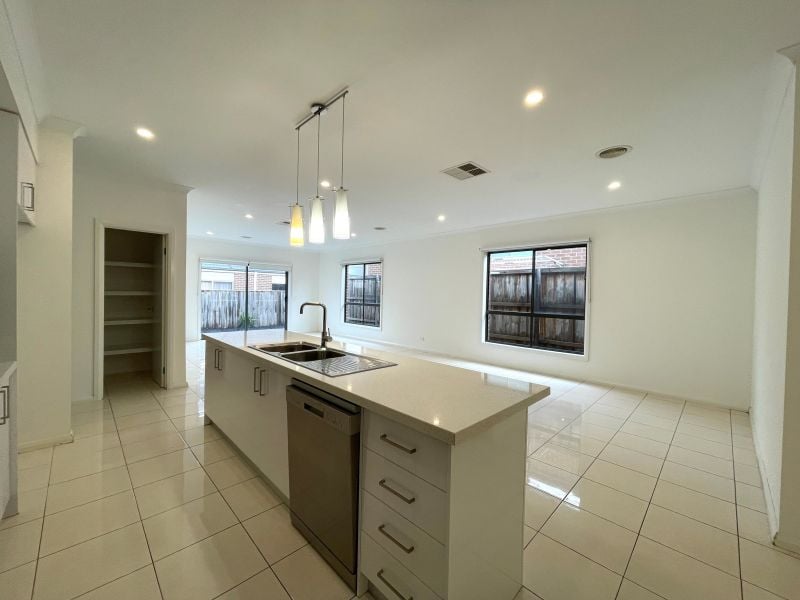 37 Linfield Parade, Wollert