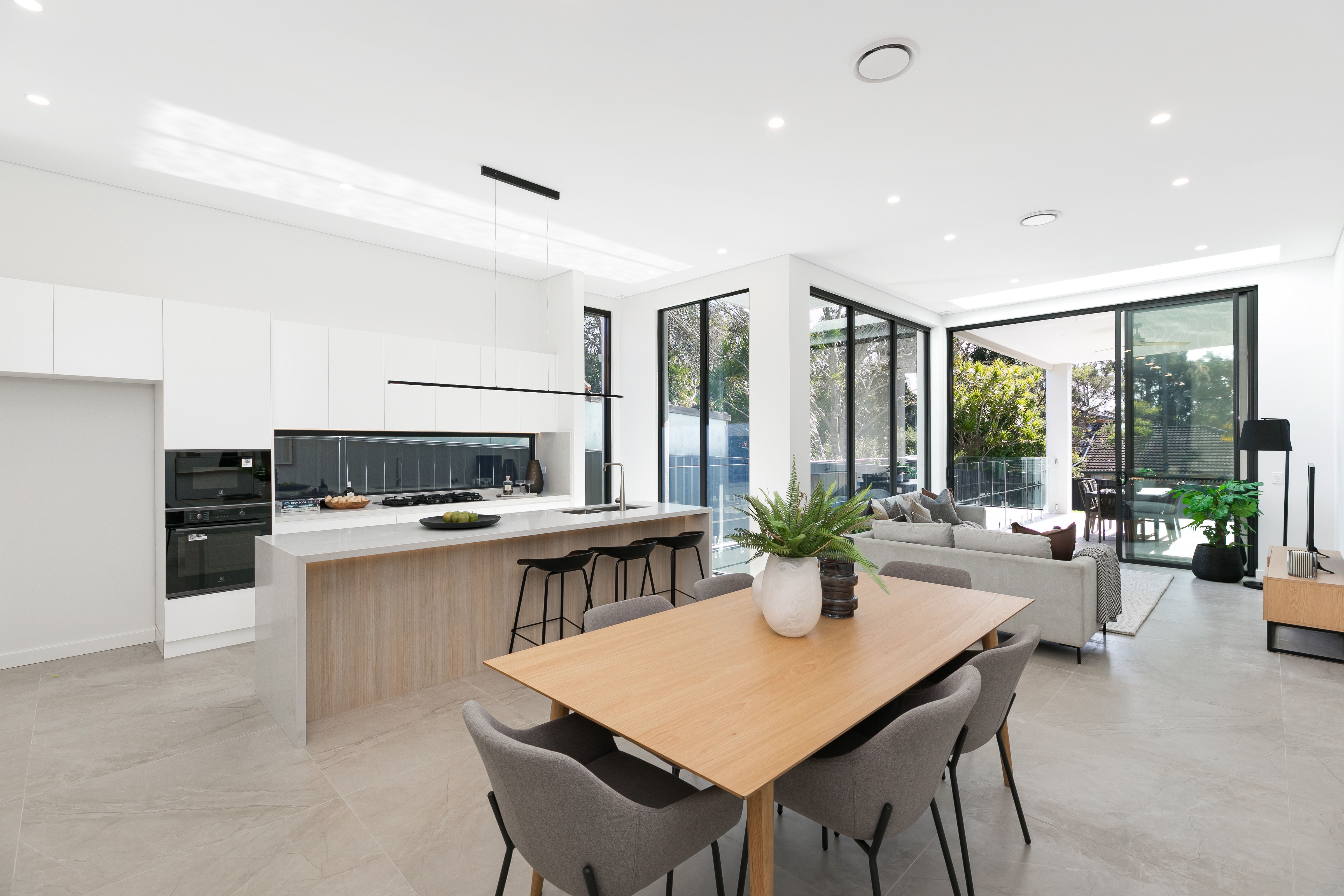7B Gwawley Parade MIRANDA 2228