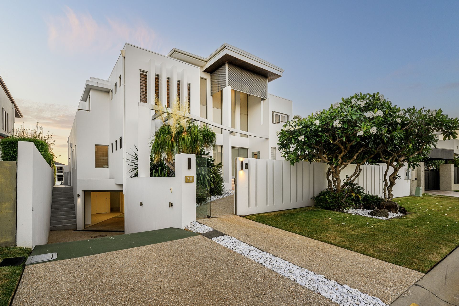 78 Royal Albert Crescent, Sovereign Islands QLD 4216, Sovereign Islands - Thumbnail 2