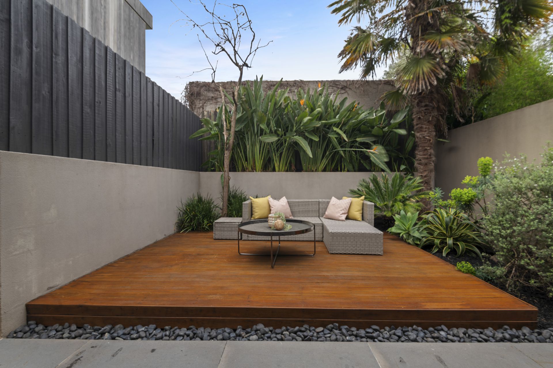 Large Terrace Living Near Merri Creek