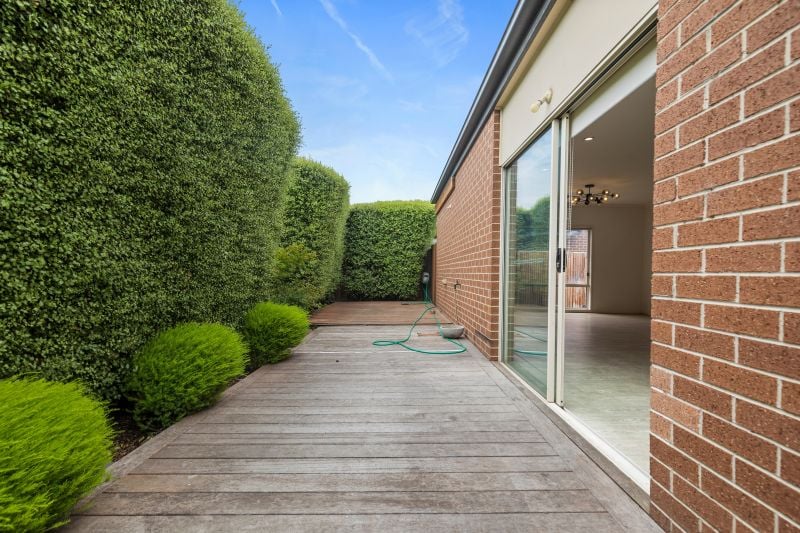 20 St Naum Terrace, Lalor