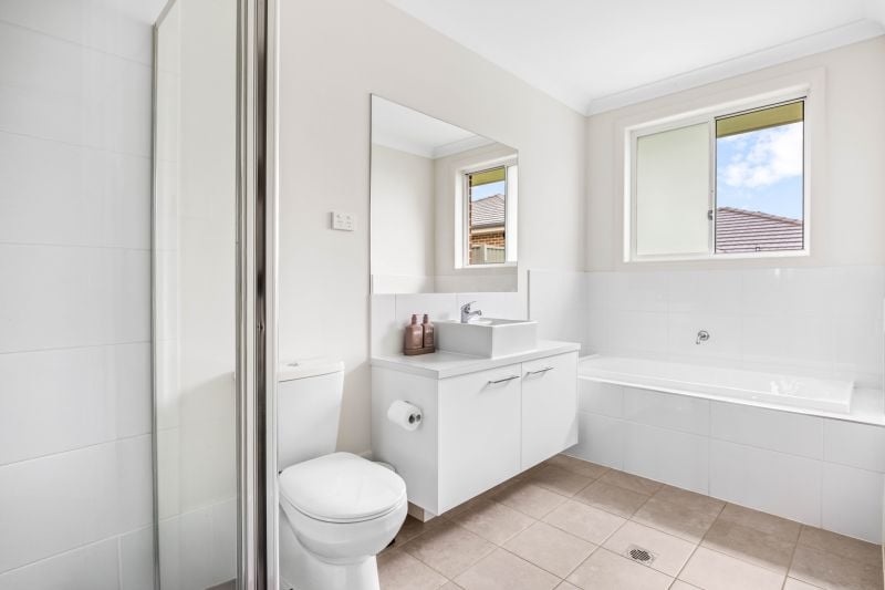 An immaculate and low maintenance living