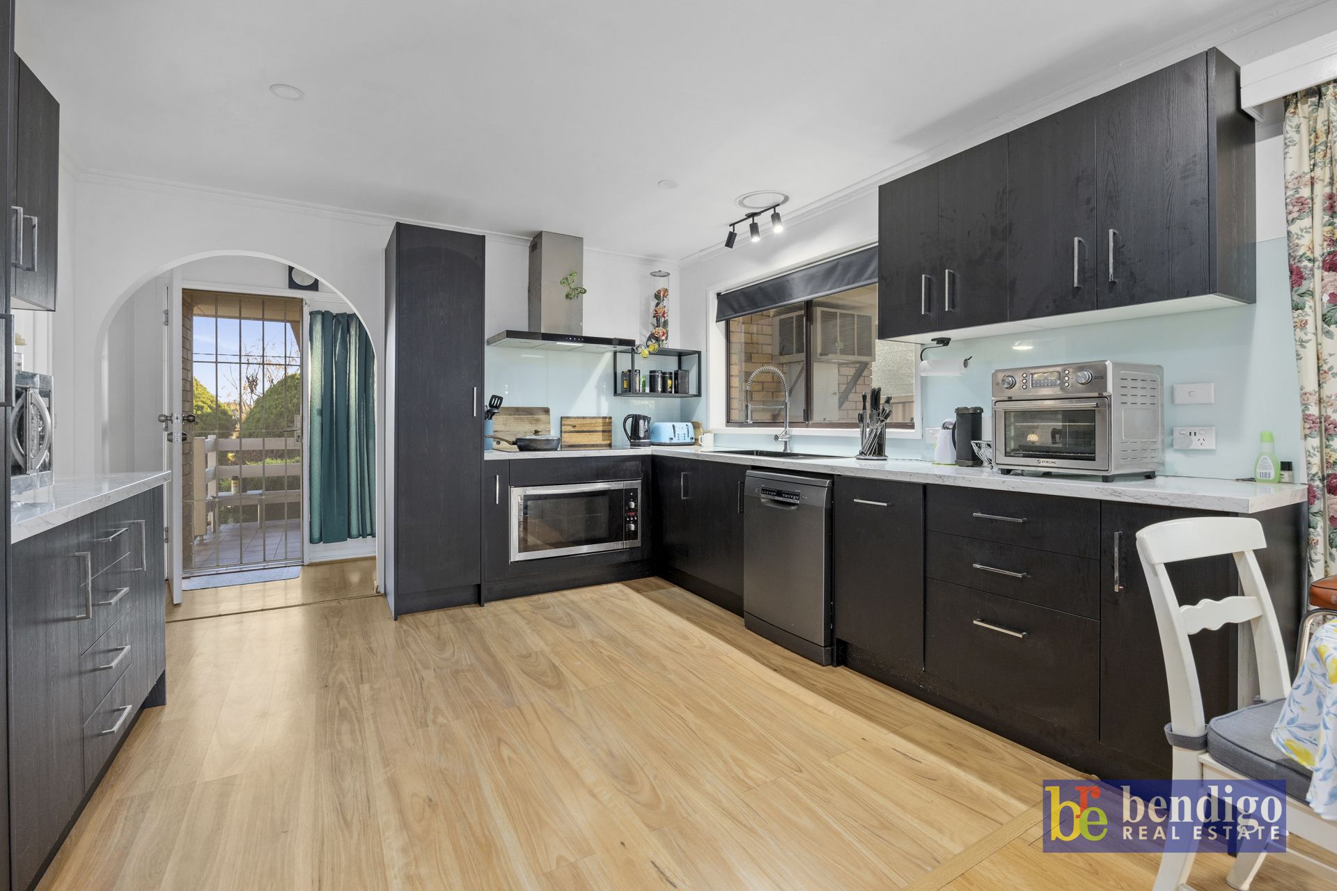 36 Powells Avenue Strathdale VIC, Strathdale - Thumbnail 3