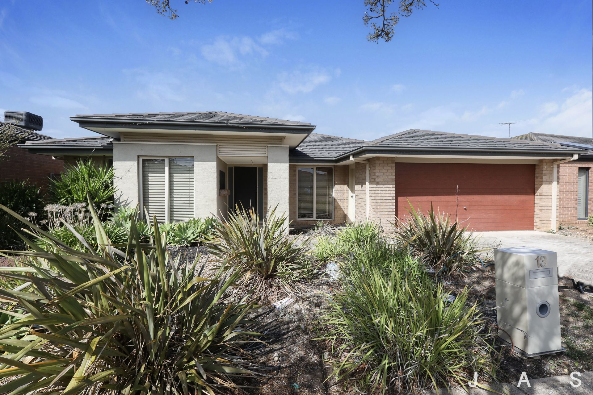 13 Layton Ct Truganina VIC, Truganina - Thumbnail 2