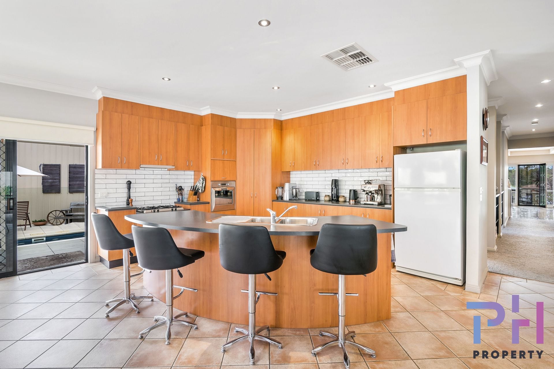 5 Fraser Court KANGAROO FLAT VIC, Kangaroo Flat - Thumbnail 2