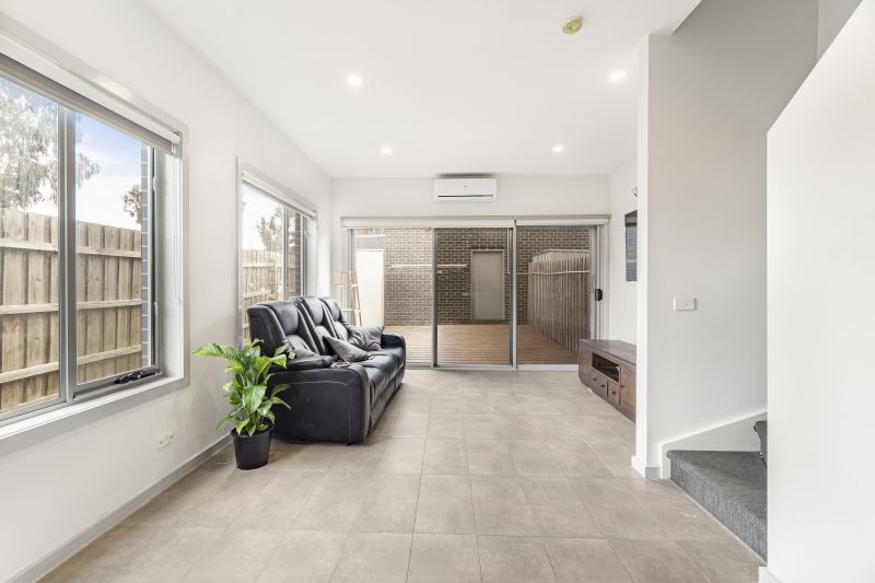 50a Macedon Parade, Wollert