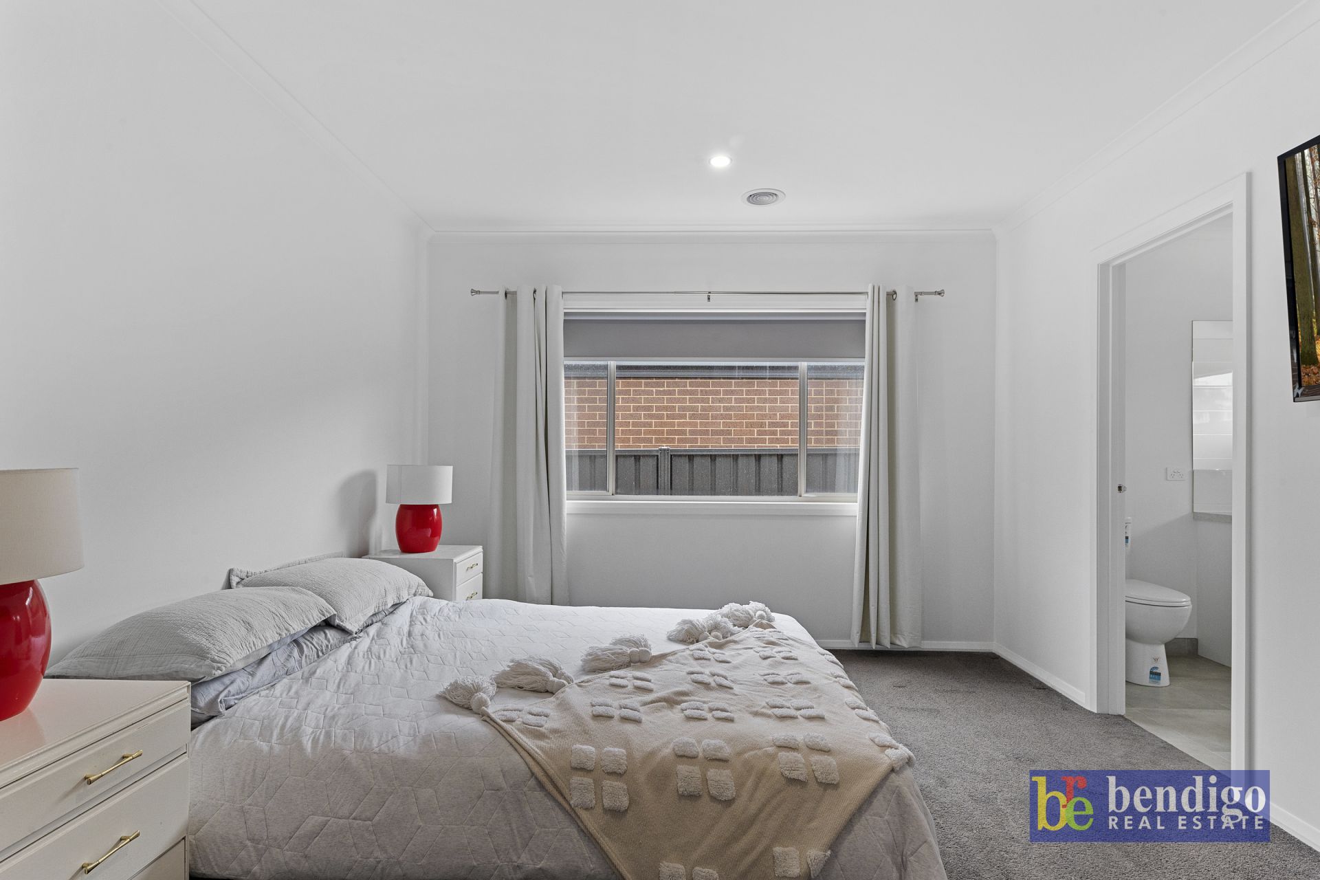 16 Lana Drive Jackass Flat VIC, Flat - Thumbnail 7