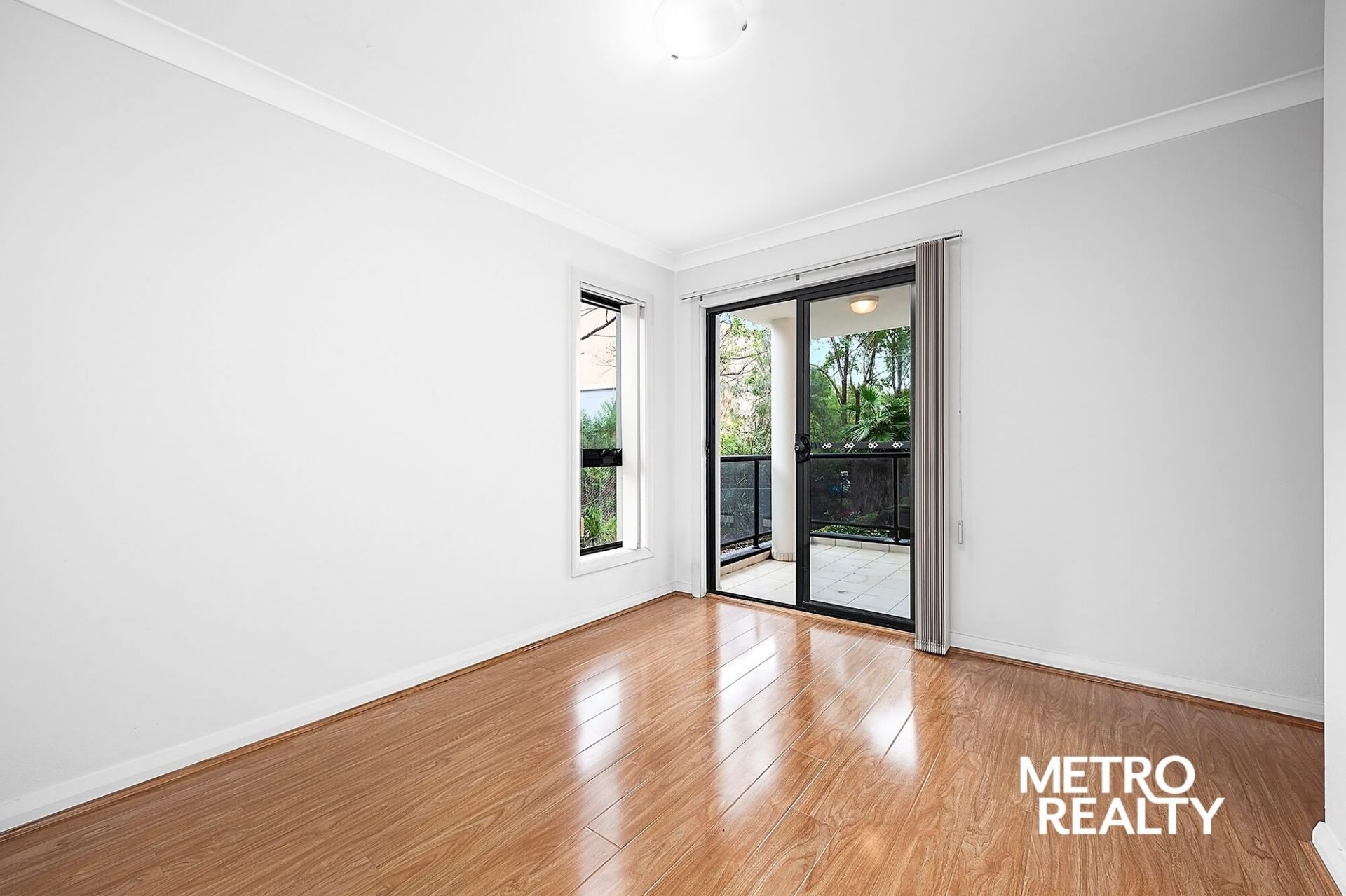 8/2 Taylors Drive Lane Cove North NSW, North - Thumbnail 5