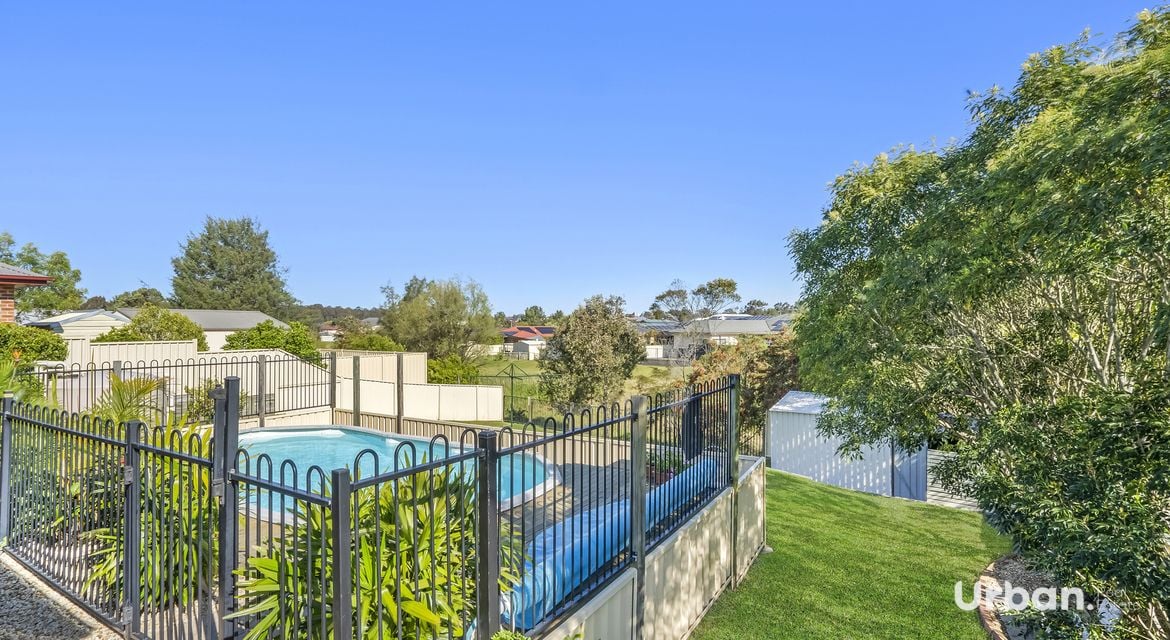 Aberglasslyn 227 Denton Park Drive