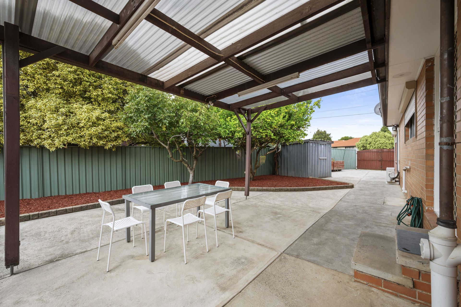 IDEAL HOME IN A CENTRAL LOCATION