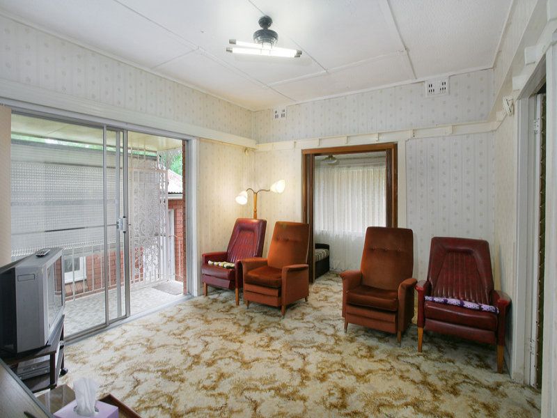 22 Clio Street, SUTHERLAND, Sutherland - Thumbnail 2