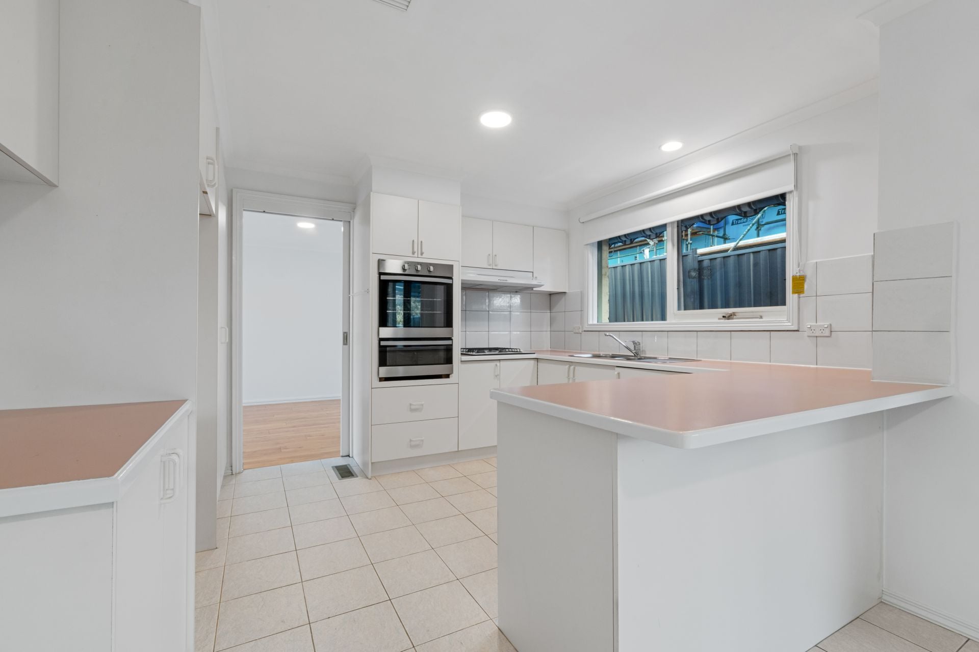 Generous 3-Bedroom Home in Sought-After Templestowe