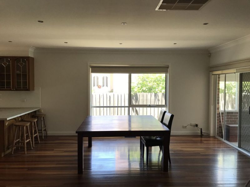 155 Mahoneys Road, Reservoir