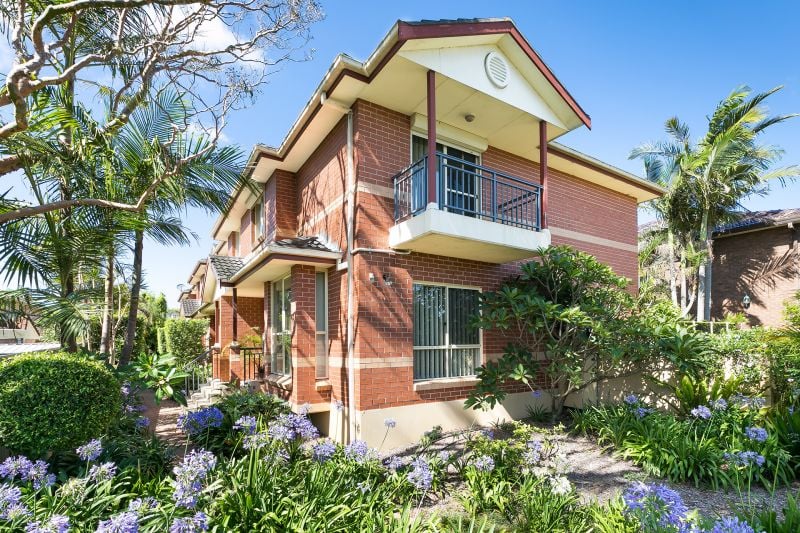 6/98 Kingsway WOOLOOWARE 2230