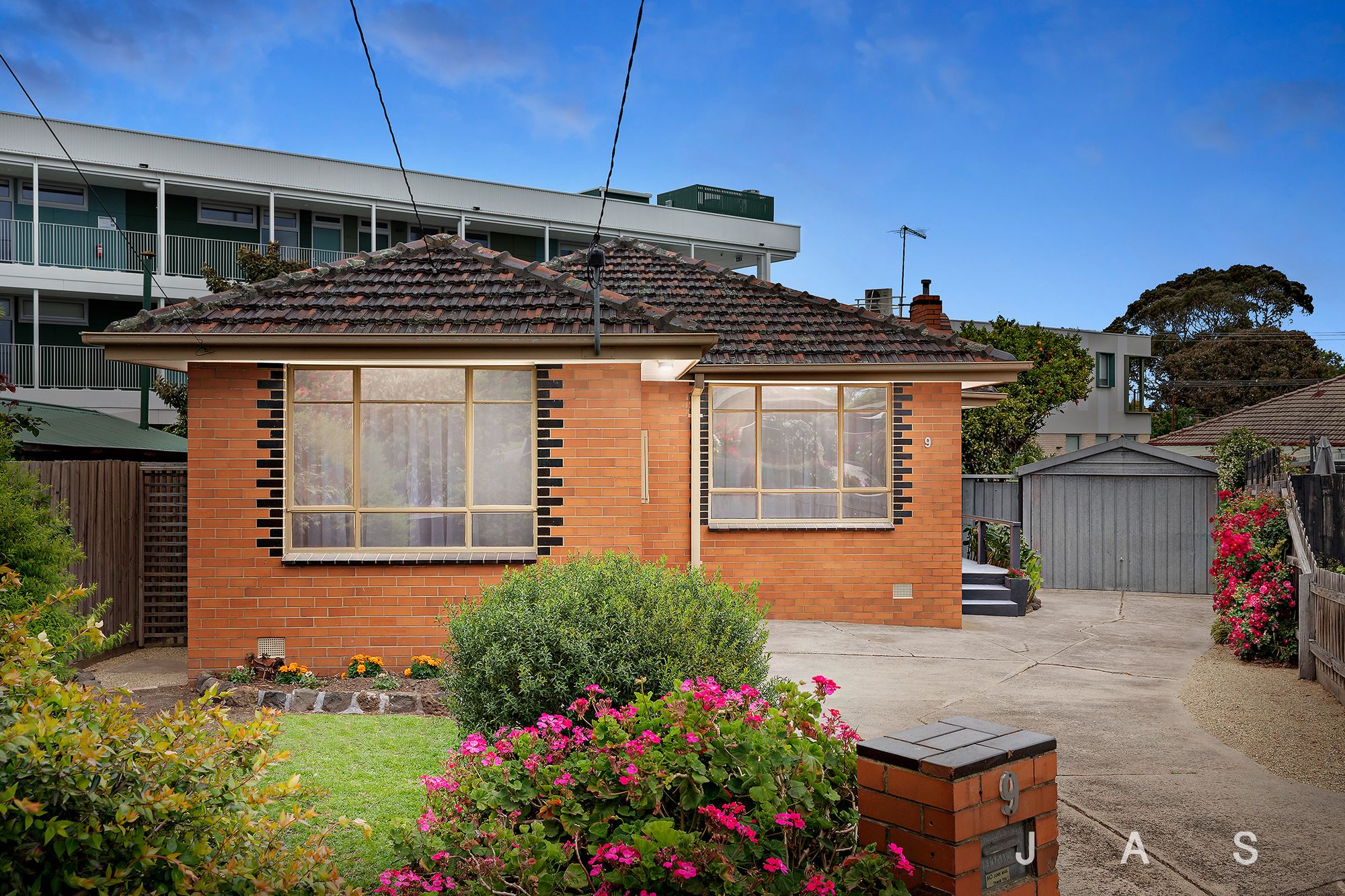 9 Stonemark Court, West Footscray, West Footscray - Thumbnail 2