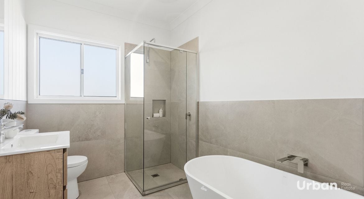 Tullimbar 43 Bowral Crescent