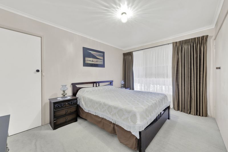 217 The Boulevard, Thomastown