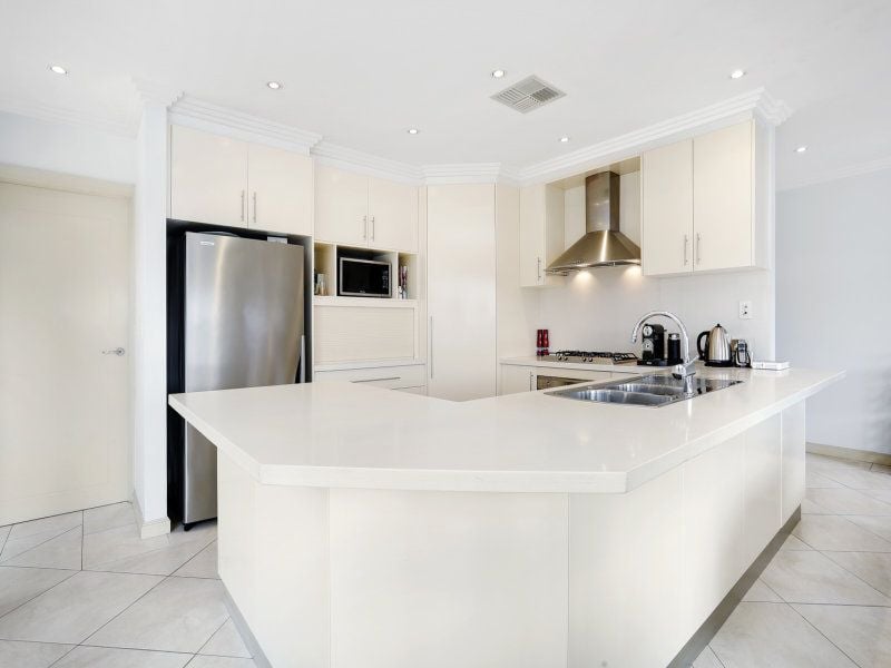 52B Burleigh Avenue, CARINGBAH, Caringbah - Thumbnail 3