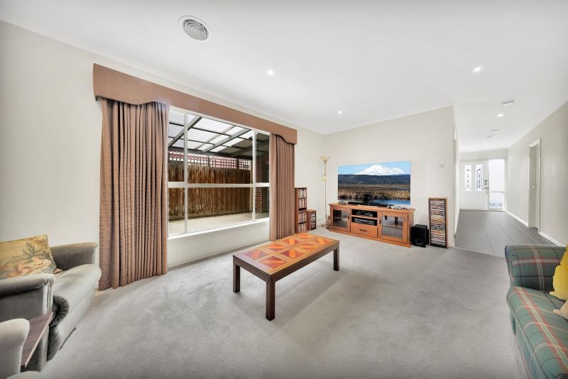 30 Capri Close, South Morang