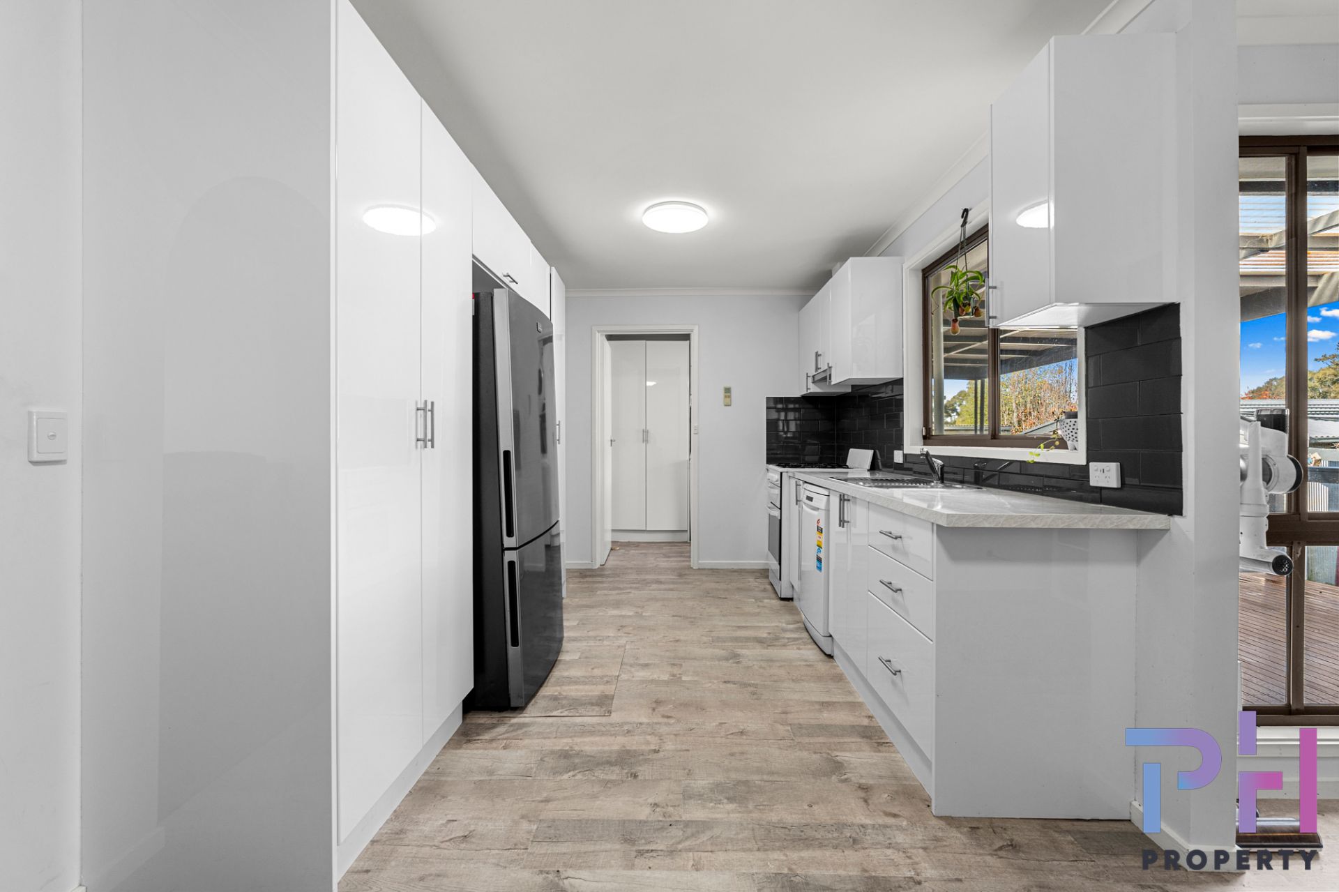 7 Waugh Street Kangaroo Flat VIC, Kangaroo Flat - Thumbnail 3