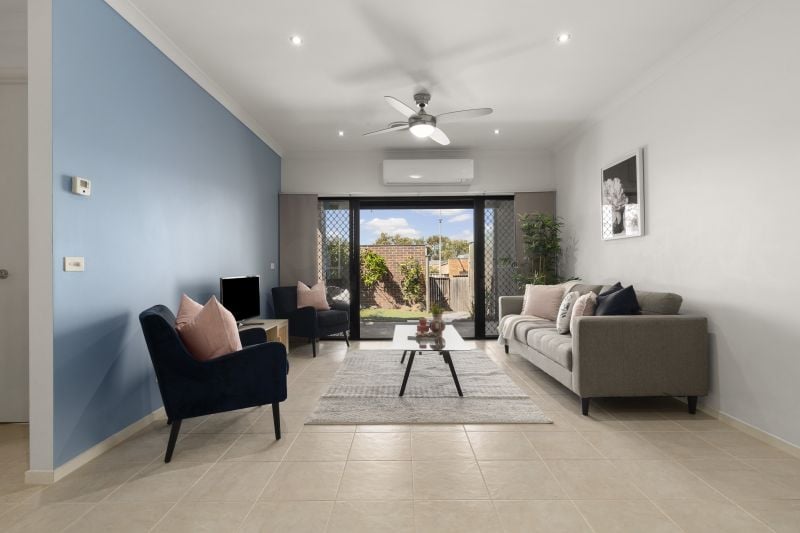 6 Prism Walk, Epping