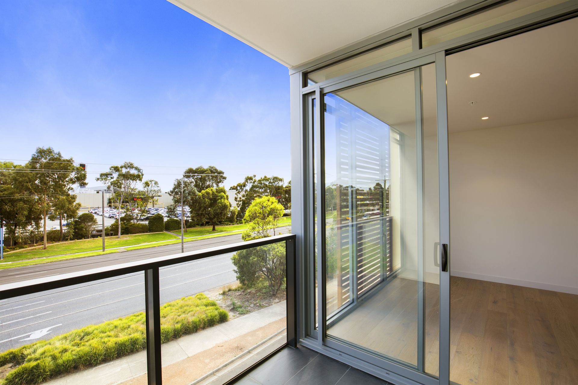 211/1-3 Lynne Avenue, Wantirna South - Thumbnail 2