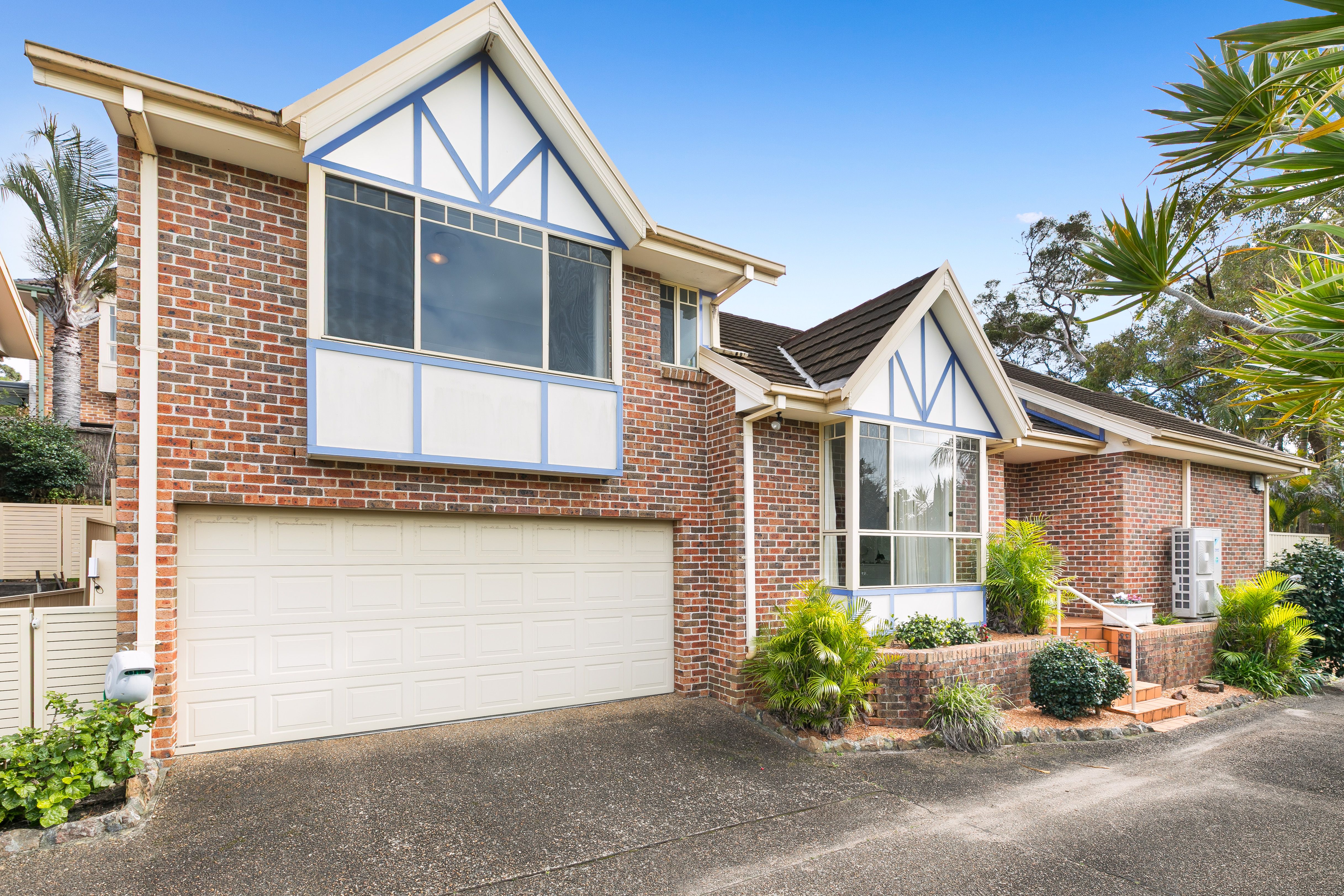 8 Wistaria Street DOLANS BAY 2229