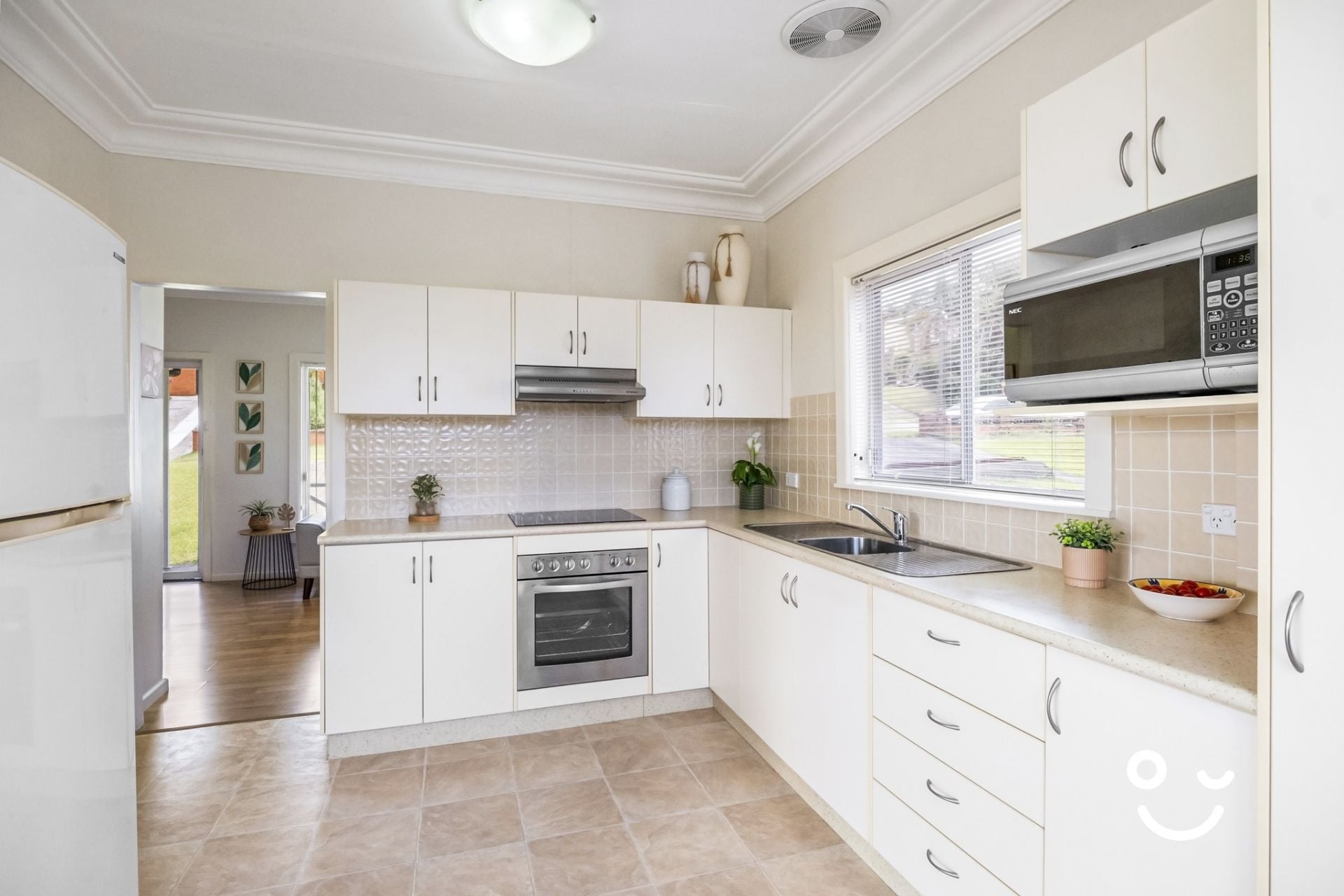 2 Beverley Avenue, Unanderra - Image 1
