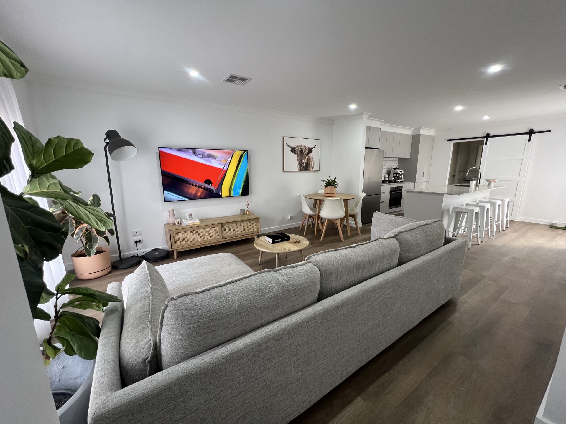 7/1015A Gregory Street, Lake Wendouree, Lake Wendouree - Thumbnail 4